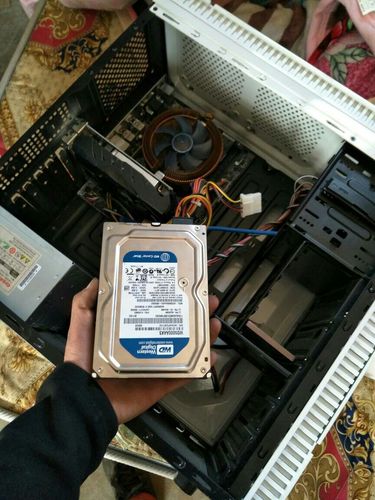 使用过的电脑硬盘存在的风险和问题